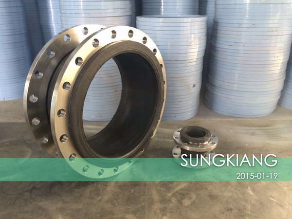 帶水蒸汽316L法蘭橡膠軟接頭